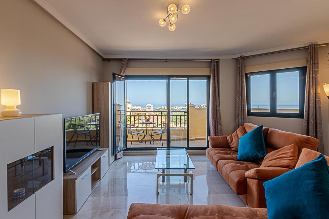 797 Holiday Rentals - Moderno Piso Para 5 Con Hermosas Vistas Benalmádena Esterno foto