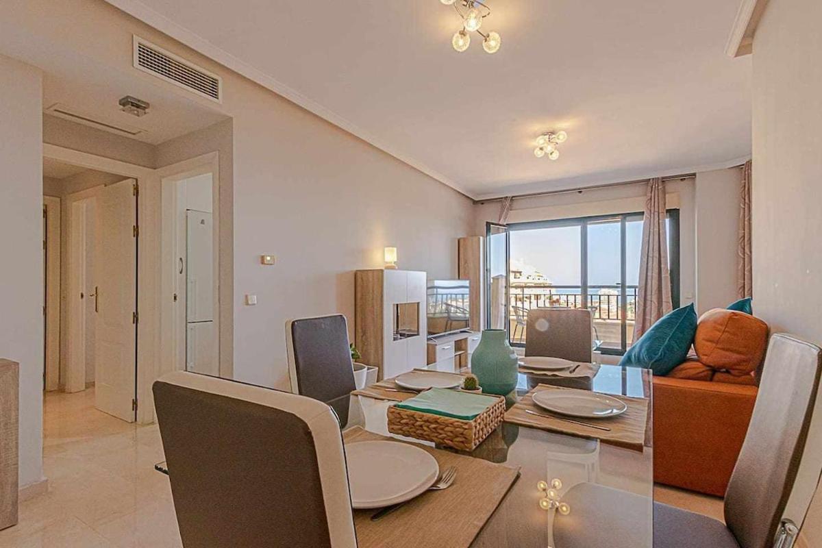 797 Holiday Rentals - Moderno Piso Para 5 Con Hermosas Vistas Benalmádena Esterno foto